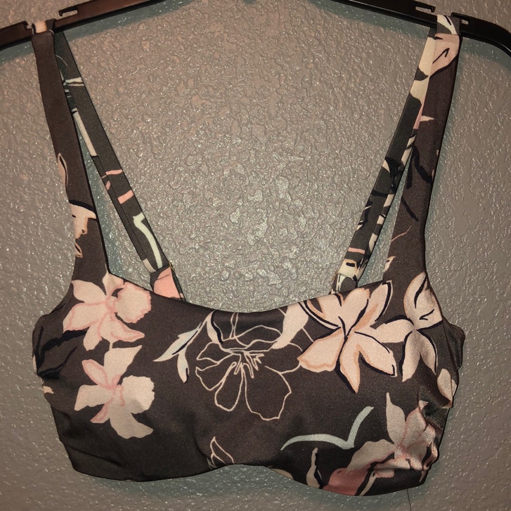 Bikini top